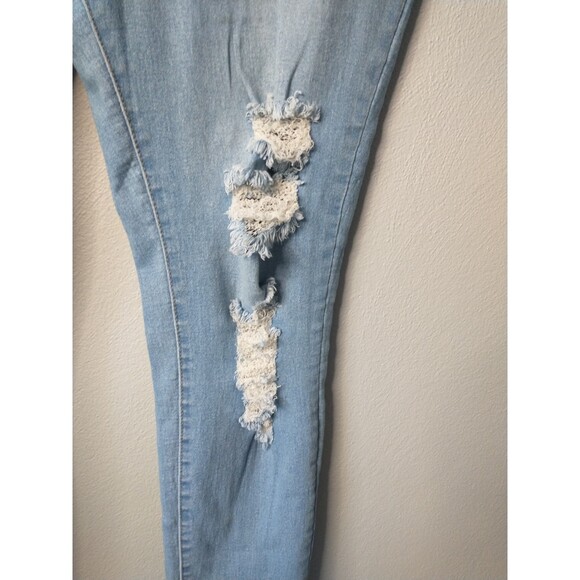 Fashion Nova Plus Size 18 Light Wash Distressed Ripped Skinny Jeans Women’s - Picture 3 of 5